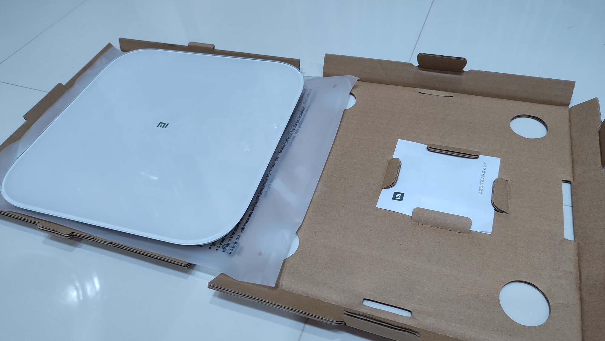 แกะกล่อง Xiaomi Mi Smart Scale 2 ชั่งน้ำหนักบ่อยๆ อย่าปล่อยให้อ้วน ...